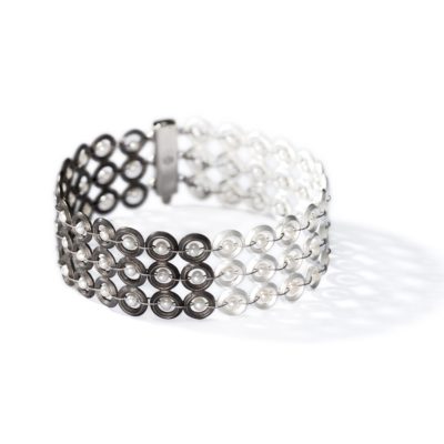4 Stefanie-Priessnitz_Schmuck_Perlreihen_3