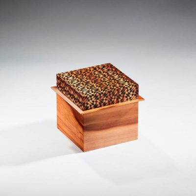 1Stefan Broszeit Holz Würfeldose Kachel